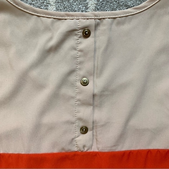 Mine Color block Tan and Orange Sleeveless Blouse with Button Back - Picture 3 of 5